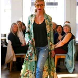 ZARA green floral kimono dress robe Rare!! size small